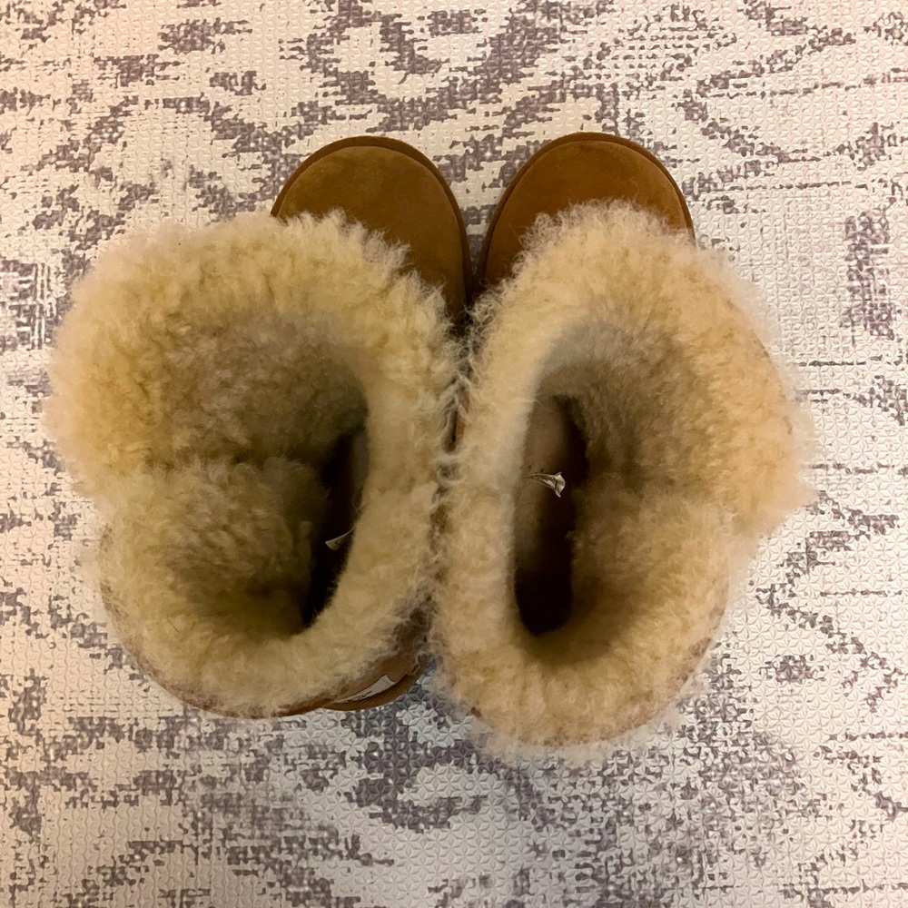 Kids button UGG boots